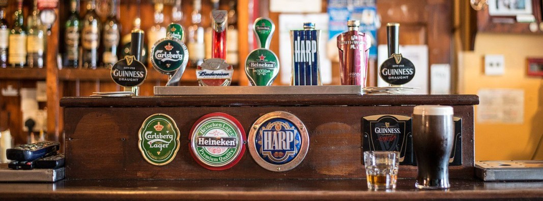 bar-209148_1280